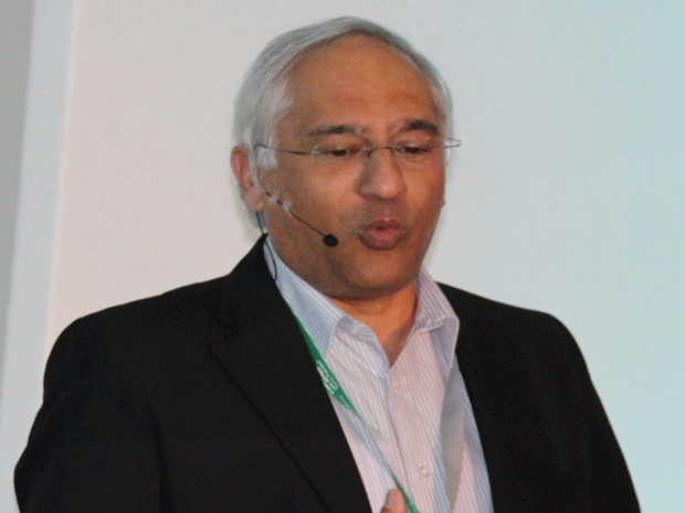 Dr Praneet Valodia, Docteur en pharmacologie, spécialiste en santé publique