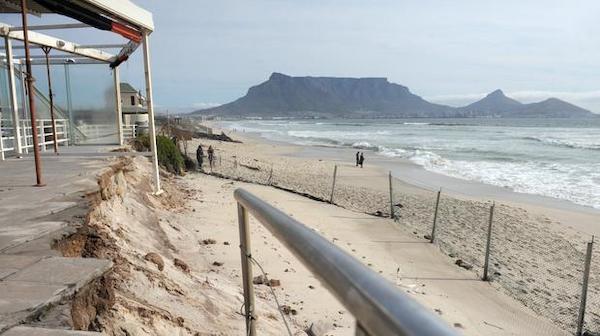 Cape Town, inexorablement dévorée par la mer.